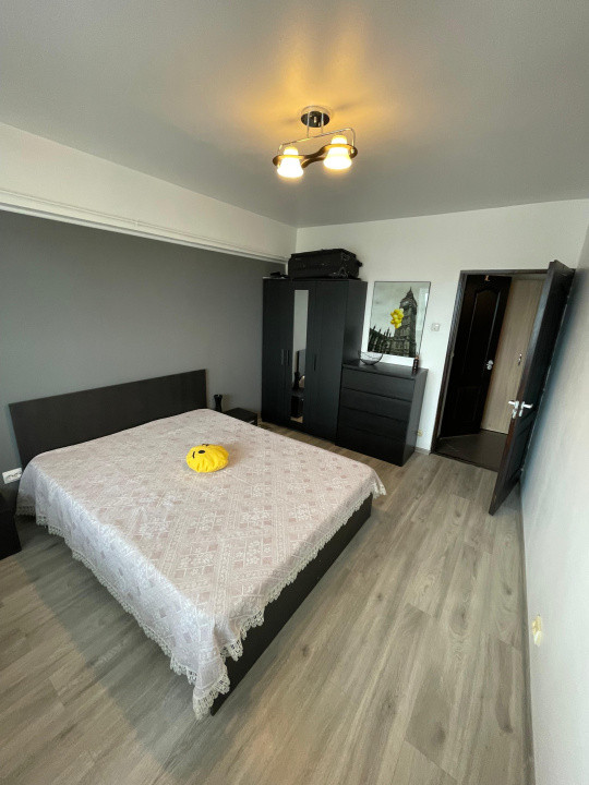 Apartament-3-camere-DECOMANDAT-MEGA-MALL