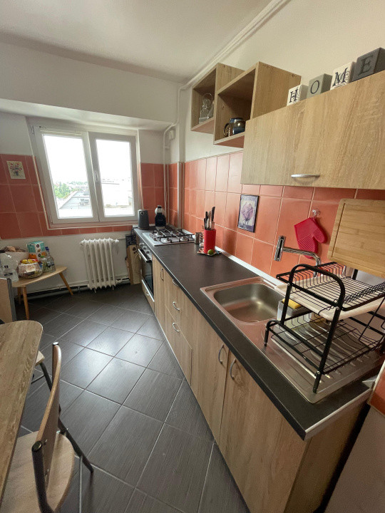 Apartament-3-camere-DECOMANDAT-MEGA-MALL