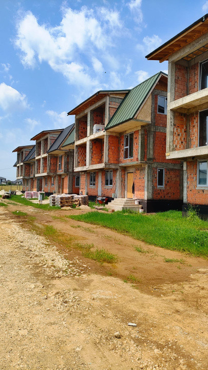 Duplex de vanzare - zona Dobroiesti-Complex Rezidential Balantei.