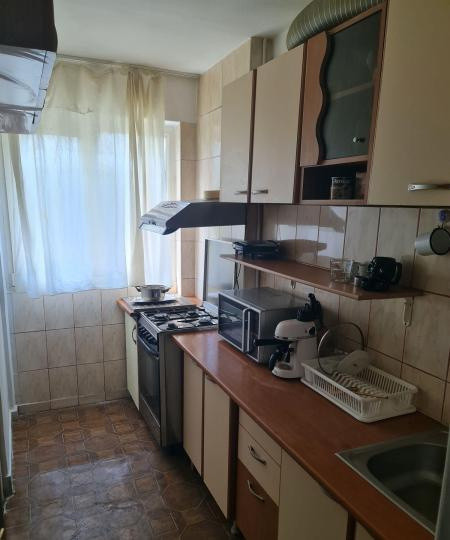 Apartament-3-camere-Piata-Resita