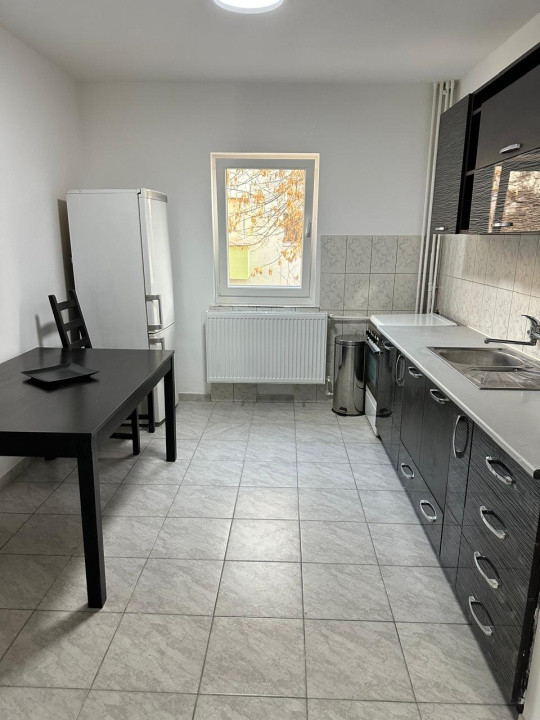 Apartament -2 camere -Zona Colentina