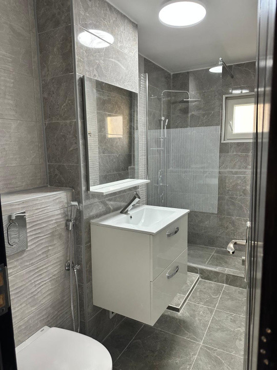Apartament -2 camere -Zona Colentina
