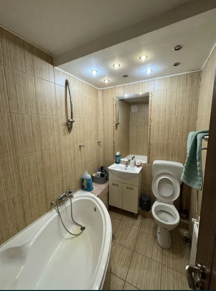 Apartament 4 camere-zona Margeanului / Calea Rahovei