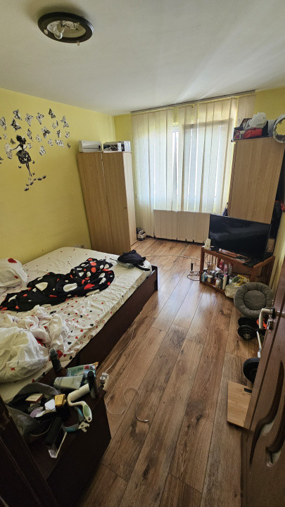 Apartament 4 camere-zona Margeanului / Calea Rahovei