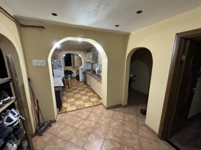 Apartament 4 camere-zona Margeanului / Calea Rahovei