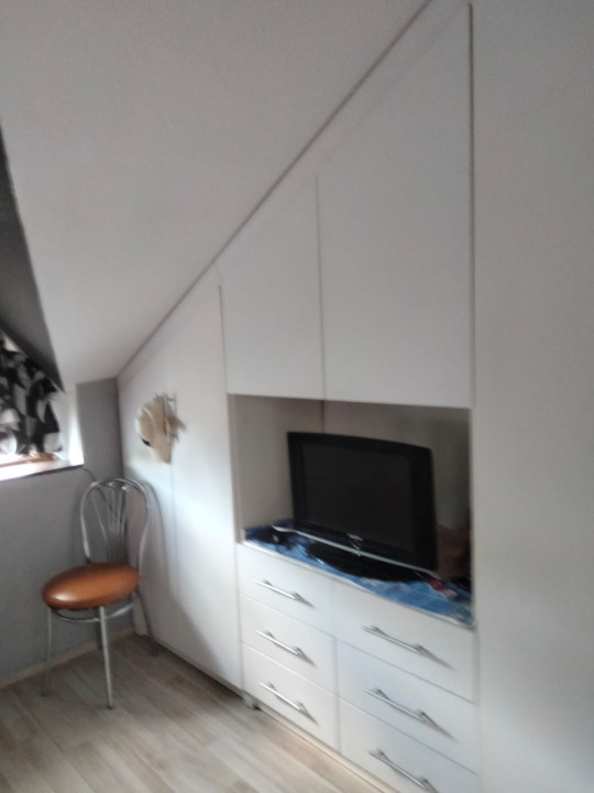 Casa tip Duplex 5 camere MOBILAT/UTILAT zona Linistita - Fundeni - 