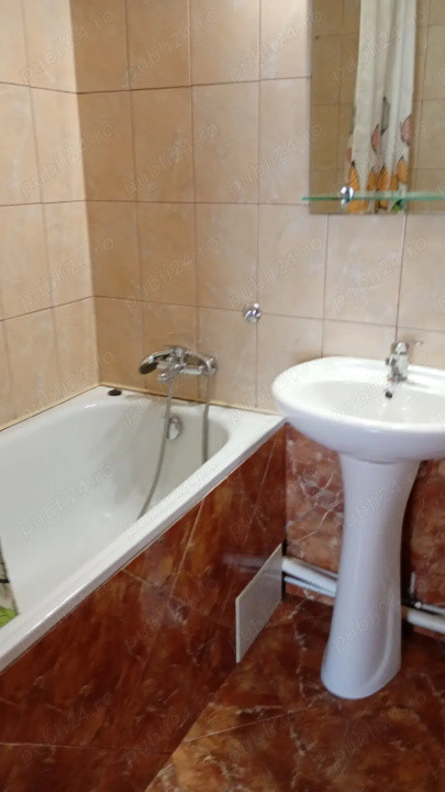 Apartament -2 camere -Zona Margeanului