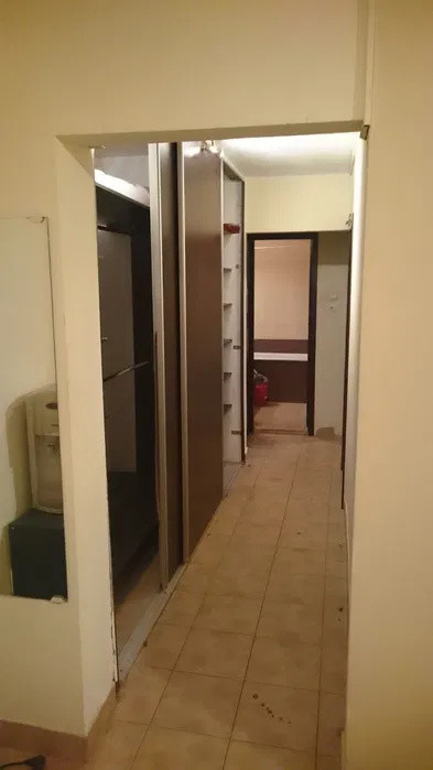 Apartament -3 camere -decomandat-Zona Rahova