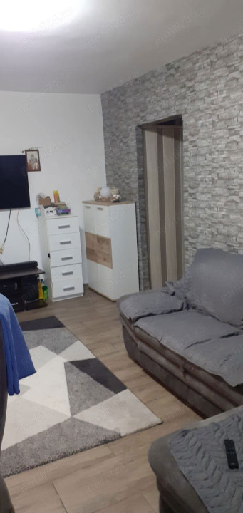 Apartament 4 camere  - zona PIATA RESITA - BRANCOVEANU