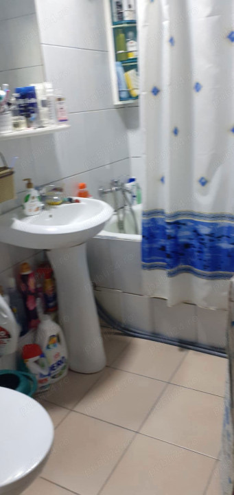 Apartament 4 camere  - zona PIATA RESITA - BRANCOVEANU