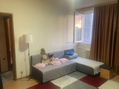 Apartament 3 Camere-Semidecomandat DRUMUL TABEREI