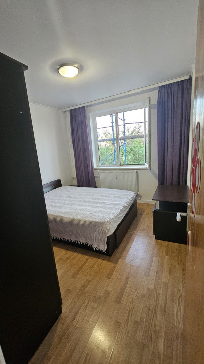 Apartament 3 camere-semidecomandat-zona Berceni-Aparatorii Patriei