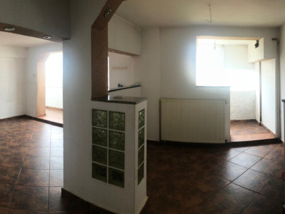 Apartament 3 camere - Priveliste Minunata - Campia Libertatii -