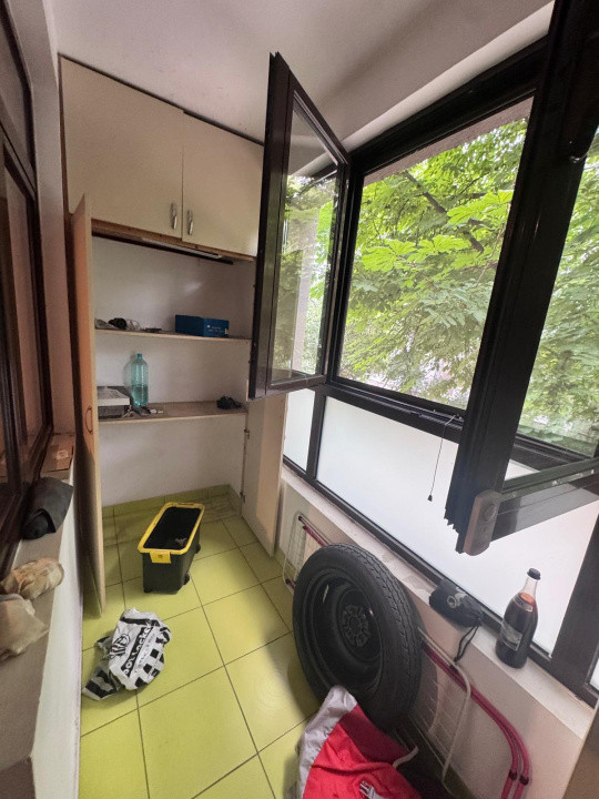 Apartament 4 camere-decomandat-zona Politehnicii