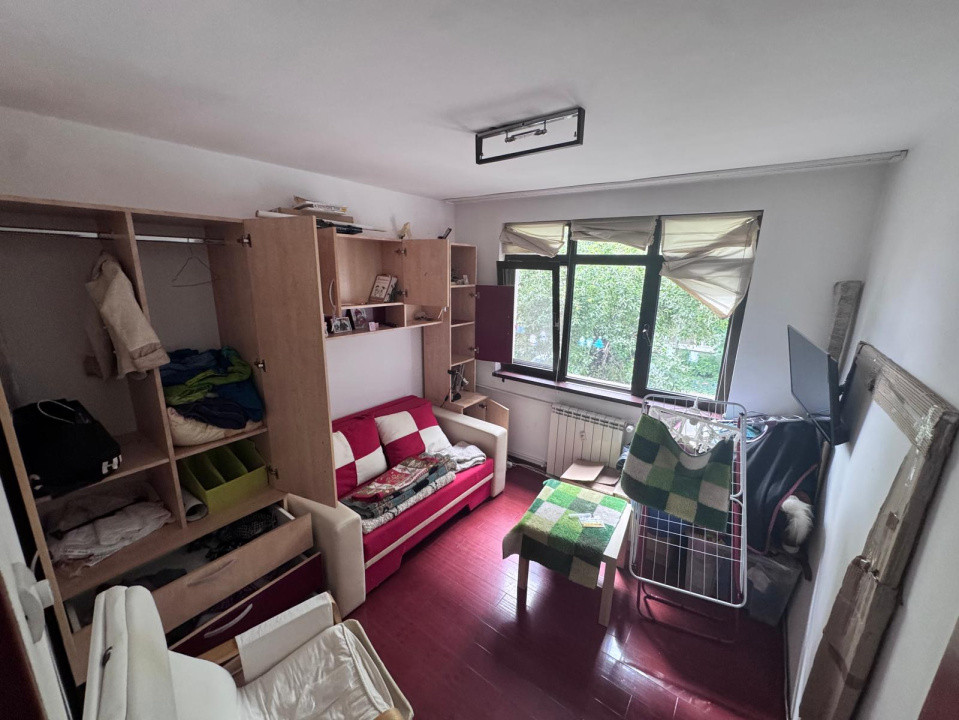 Apartament 4 camere-decomandat-zona Politehnicii