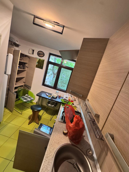 Apartament 4 camere-decomandat-zona Politehnicii