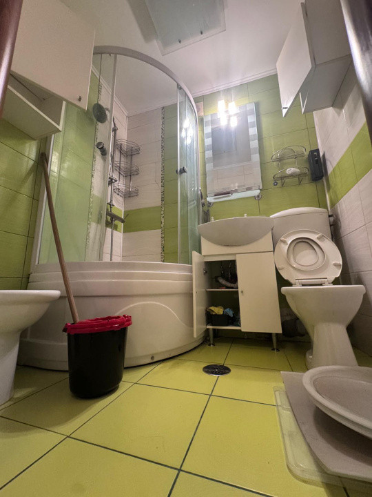 Apartament 4 camere-decomandat-zona Politehnicii