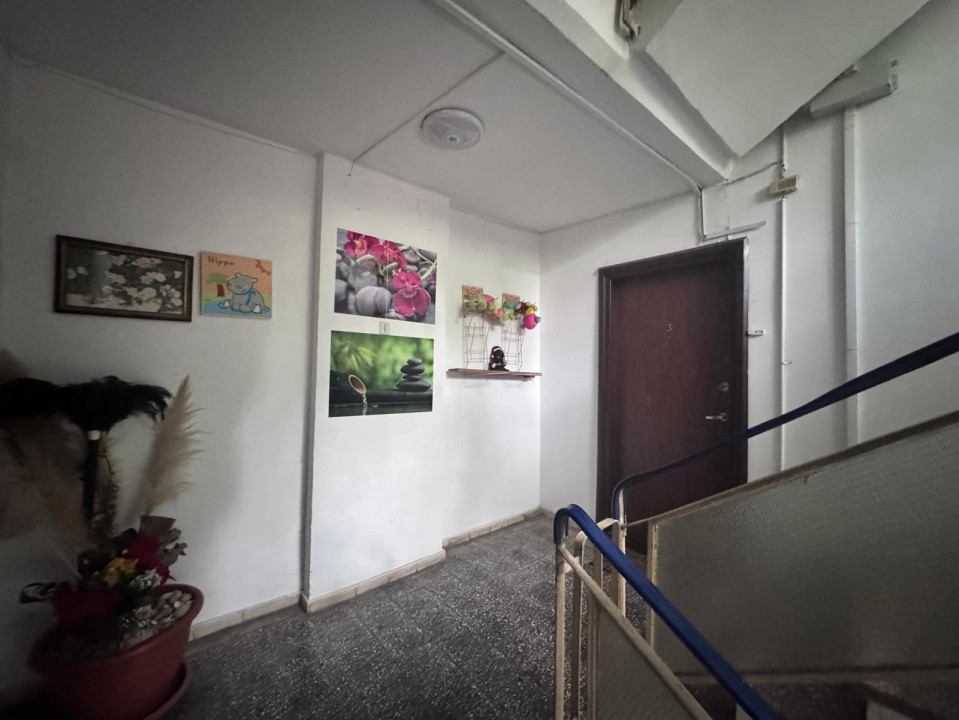 Apartament 4 camere-decomandat-zona Politehnicii