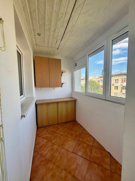 Apartament 3 camere-zona Crangasi
