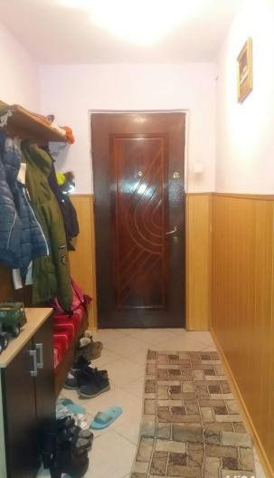Apartament -4 camere -decomandat-Zona Colentina-Doamna Ghica