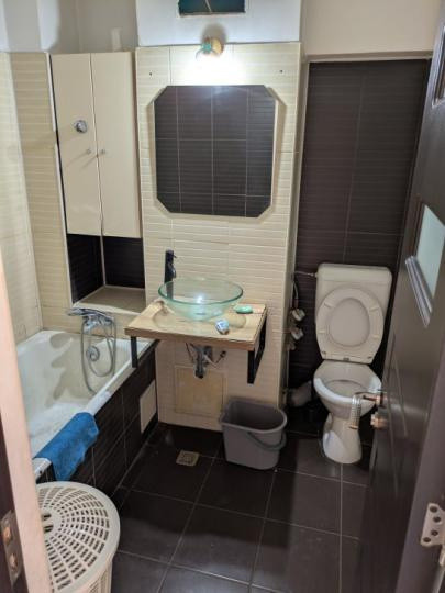 Apartament -4 camere -decomandat-Zona Stefan Cel Mare-Mosilor