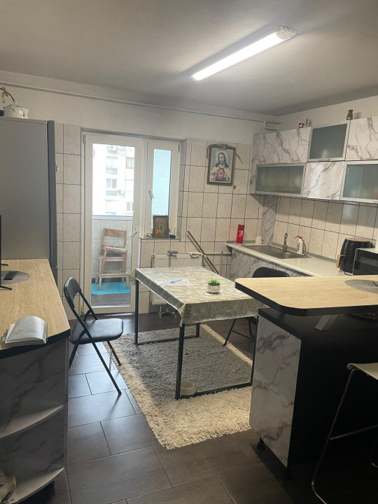 APATRAMENT 3 CAMERE BOLINTINEANU-PETRE ISPIRESCU