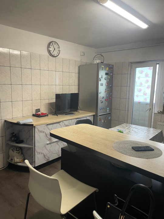 APATRAMENT 3 CAMERE BOLINTINEANU-PETRE ISPIRESCU