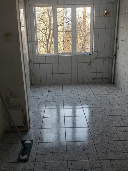 Apartament 3 camere-zona Drumul Taberei
