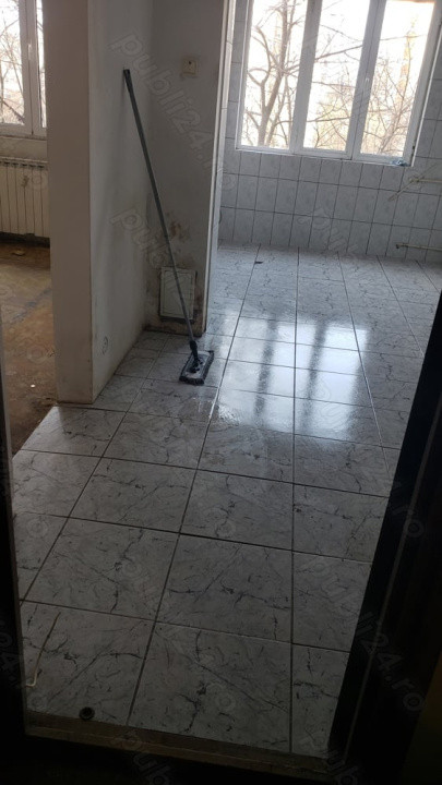 Apartament 3 camere-zona Drumul Taberei