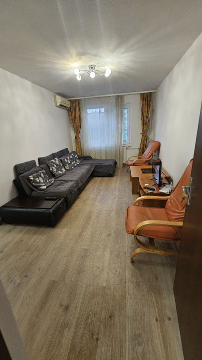 Apartament 3 camere-semidecomandat-zona Berceni-Aparatorii Patriei