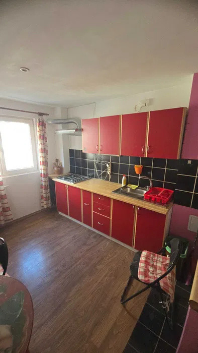 Apartament 3 camere-decomandat-zona Gorjului / Iuliu Maniu