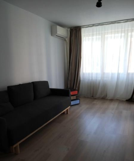 Apartament spatios 4 camere cartierul TIneretului