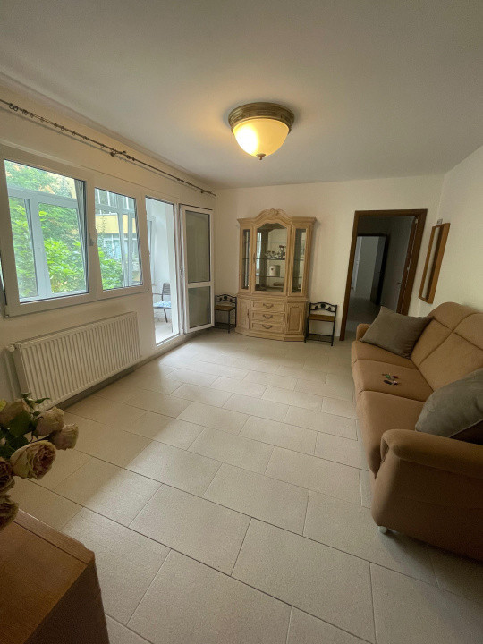 Apartament-3-camere-CENTRALA-PROPRIE-OBREGIA