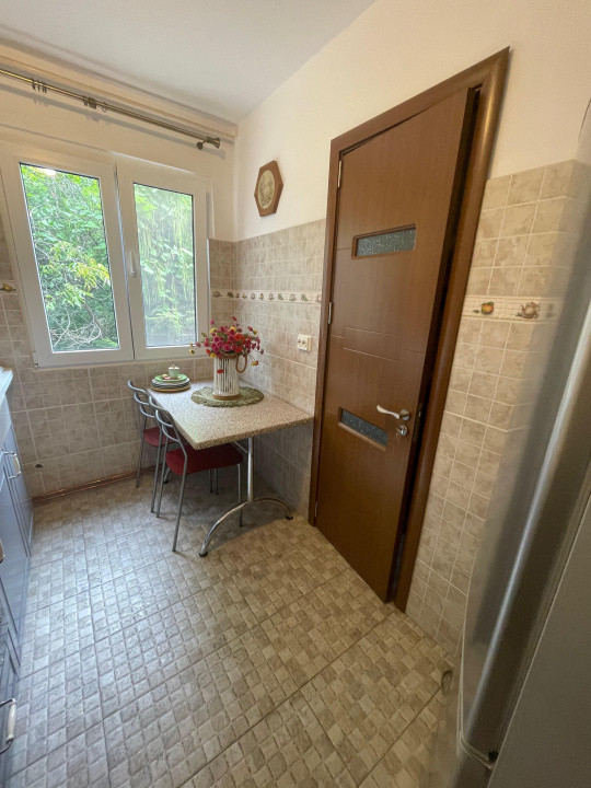 Apartament-3-camere-CENTRALA-PROPRIE-OBREGIA