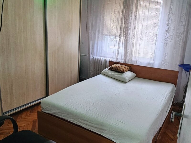 Apartament 4 camere-decomadnat-zona Uverturii