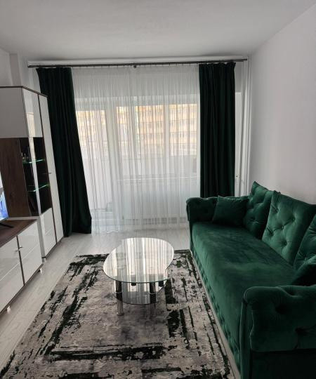 Apartament -3 camere -decomandat-Zona Colentina