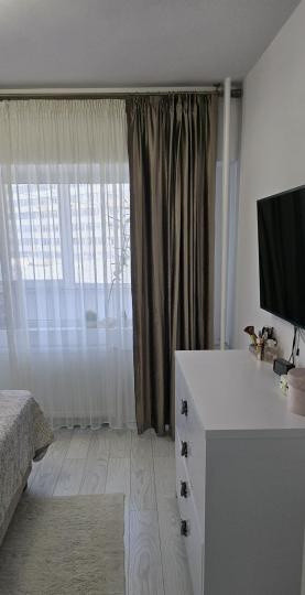 Apartament -3 camere -decomandat-Zona Colentina