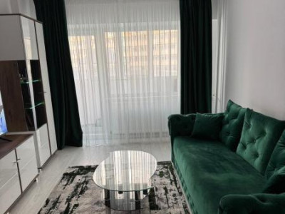 Apartament -3 camere -decomandat-Zona Colentina