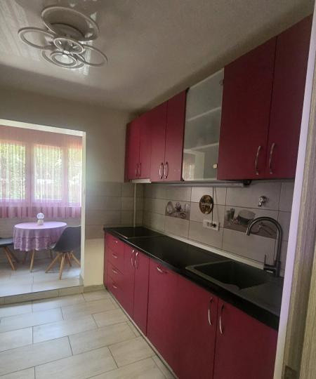 Apartament -3 camere -decomandat-Zona Colentina