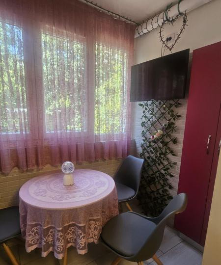 Apartament -3 camere -decomandat-Zona Colentina