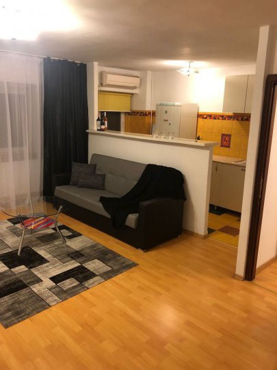 Garsoniera confort 1 zona Mall Vitan
