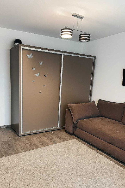 Apartament 3 camere-decomandat-zona Nerva Traian / Timpuri Noi