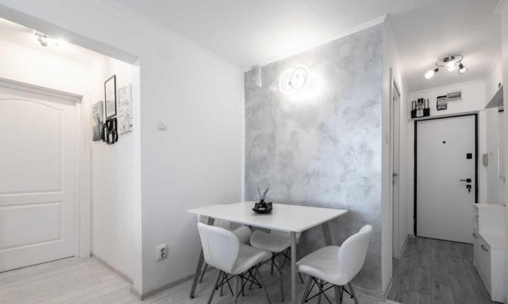 Apartament -2 camere -Zona Lacul Tei