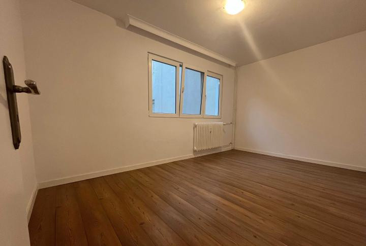 Apartament-3-camere-RENOVAT-Grand-Arena