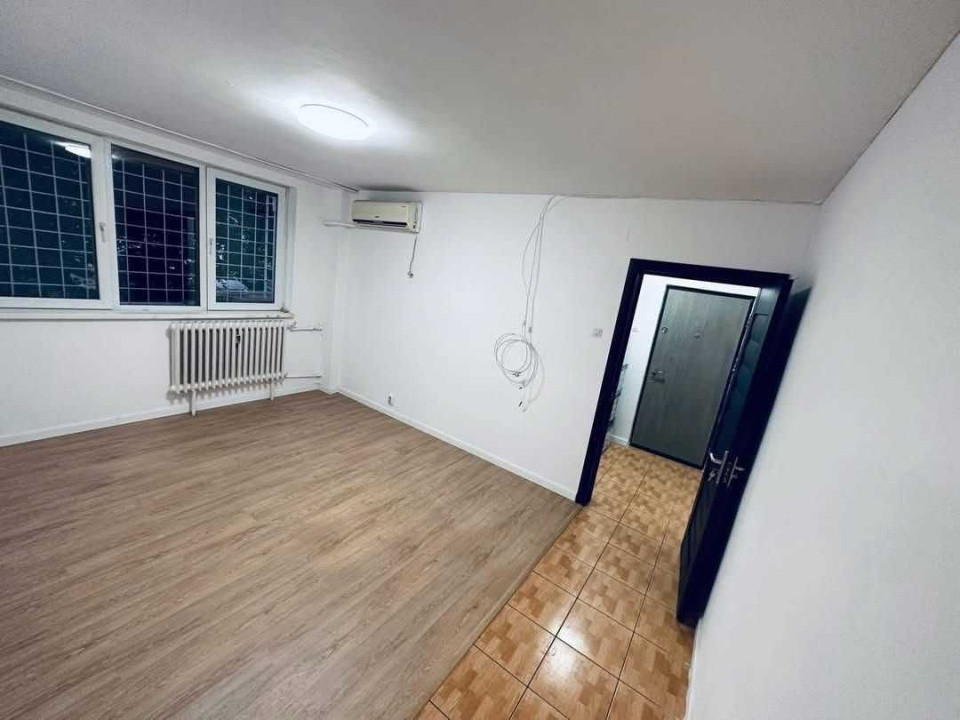 Apartament 4 camere- zona Apusului / Gorjului