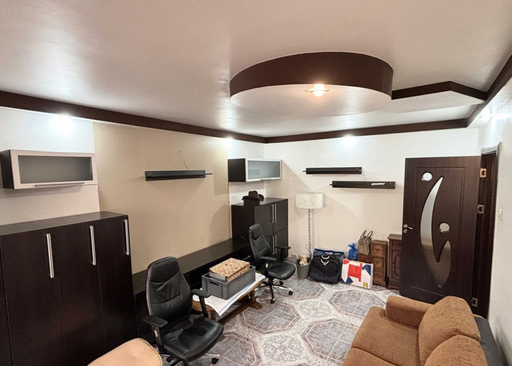 Apartament 4 camere zona Giurgiului