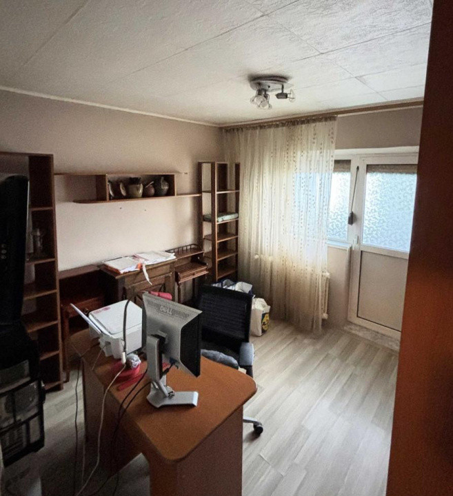 Apartament 4 camere zona Giurgiului