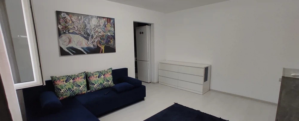 Vând apartament cu 2 camere Drumul Gazarului