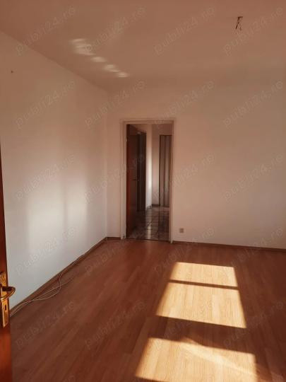APARTAMENT 3 CAMERE LUJERULUI