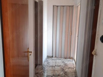 APARTAMENT 3 CAMERE LUJERULUI